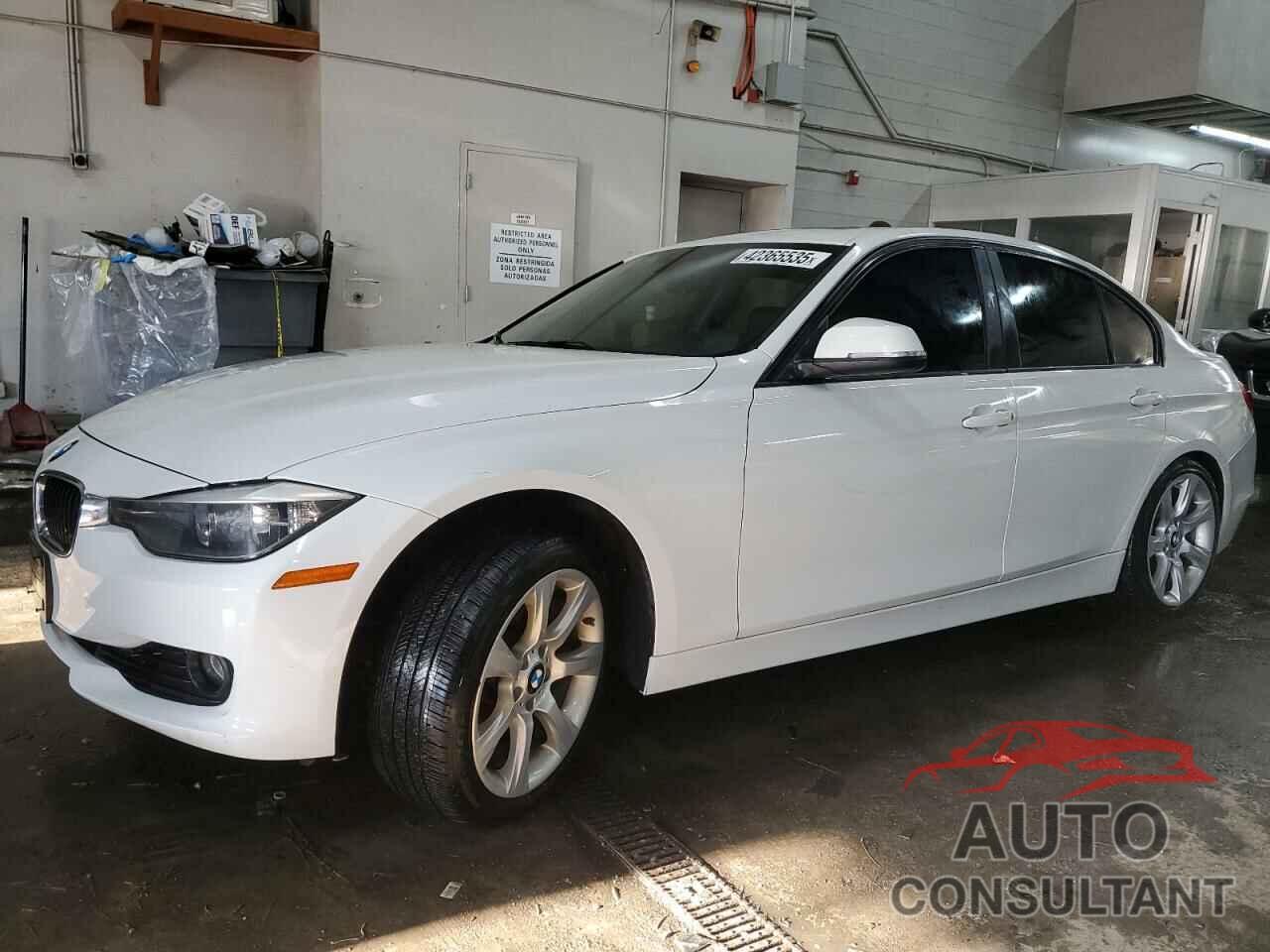 BMW 3 SERIES 2015 - WBA3B3G51FNT17742