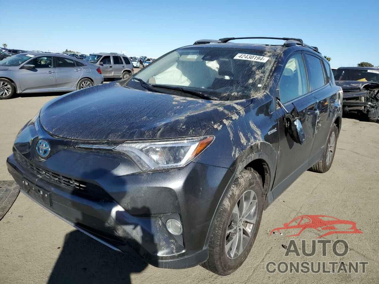 TOYOTA RAV4 2017 - JTMRJREV5HD083183