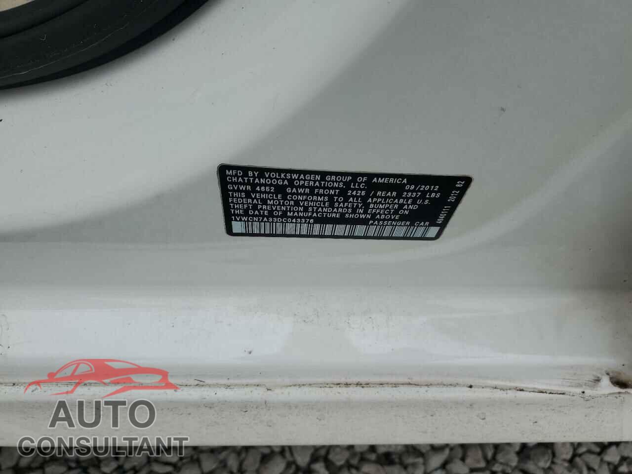 VOLKSWAGEN PASSAT 2013 - 1VWCN7A33DC043376