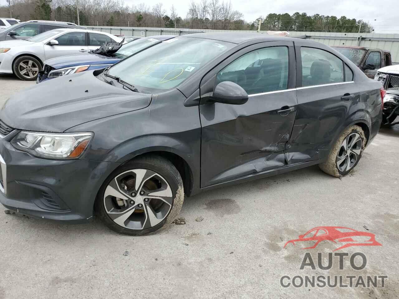 CHEVROLET SONIC 2017 - 1G1JF5SB0H4108307