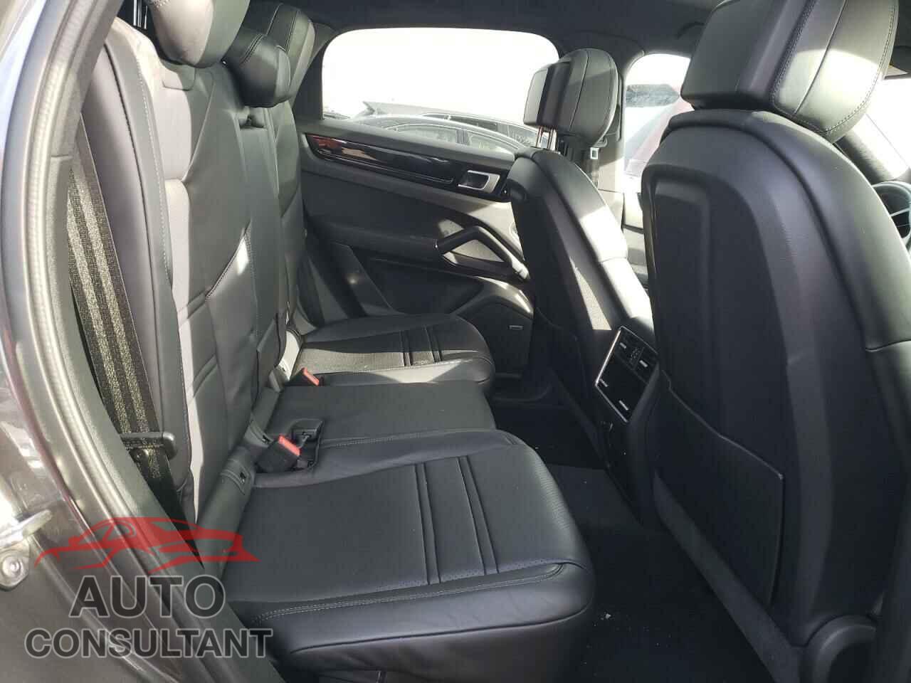 PORSCHE CAYENNE 2021 - WP1BA2AY6MDA41042