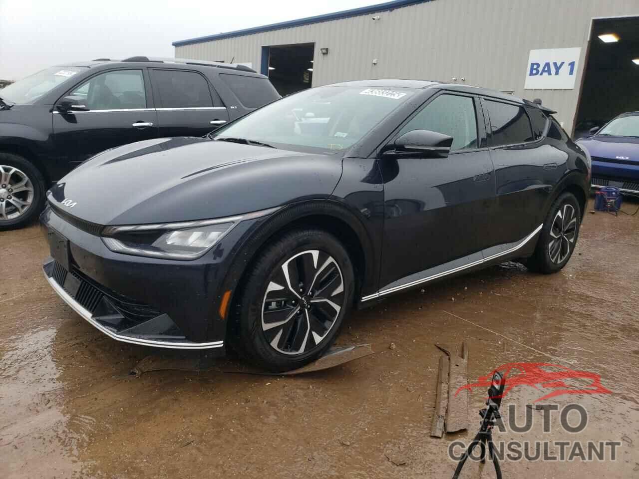KIA EV6 LIGHT 2023 - KNDC34LA3P5611475