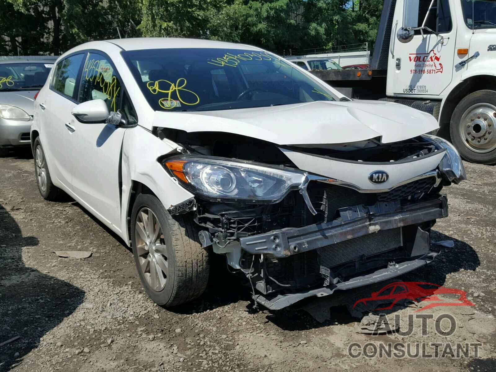 KIA FORTE 2015 - KNAFX5A81F5309895