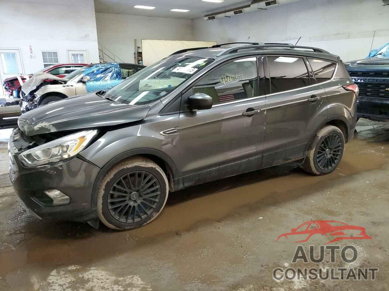 FORD ESCAPE 2018 - 1FMCU9HD5JUA99207