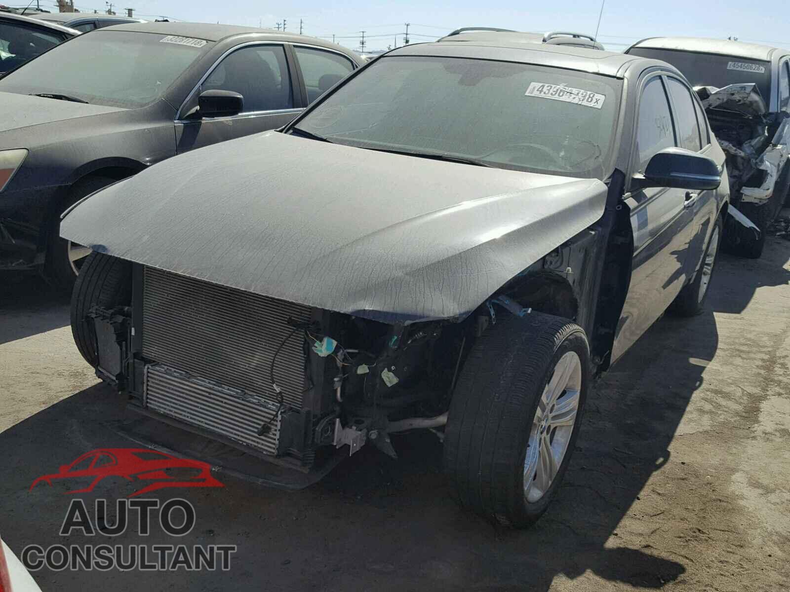 BMW 3 SERIES 2016 - WBA8E9G55GNU30319