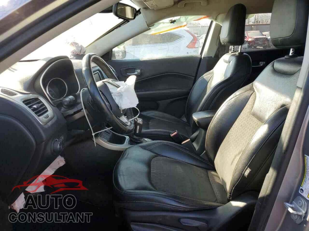 JEEP COMPASS 2018 - 3C4NJCBB0JT467751