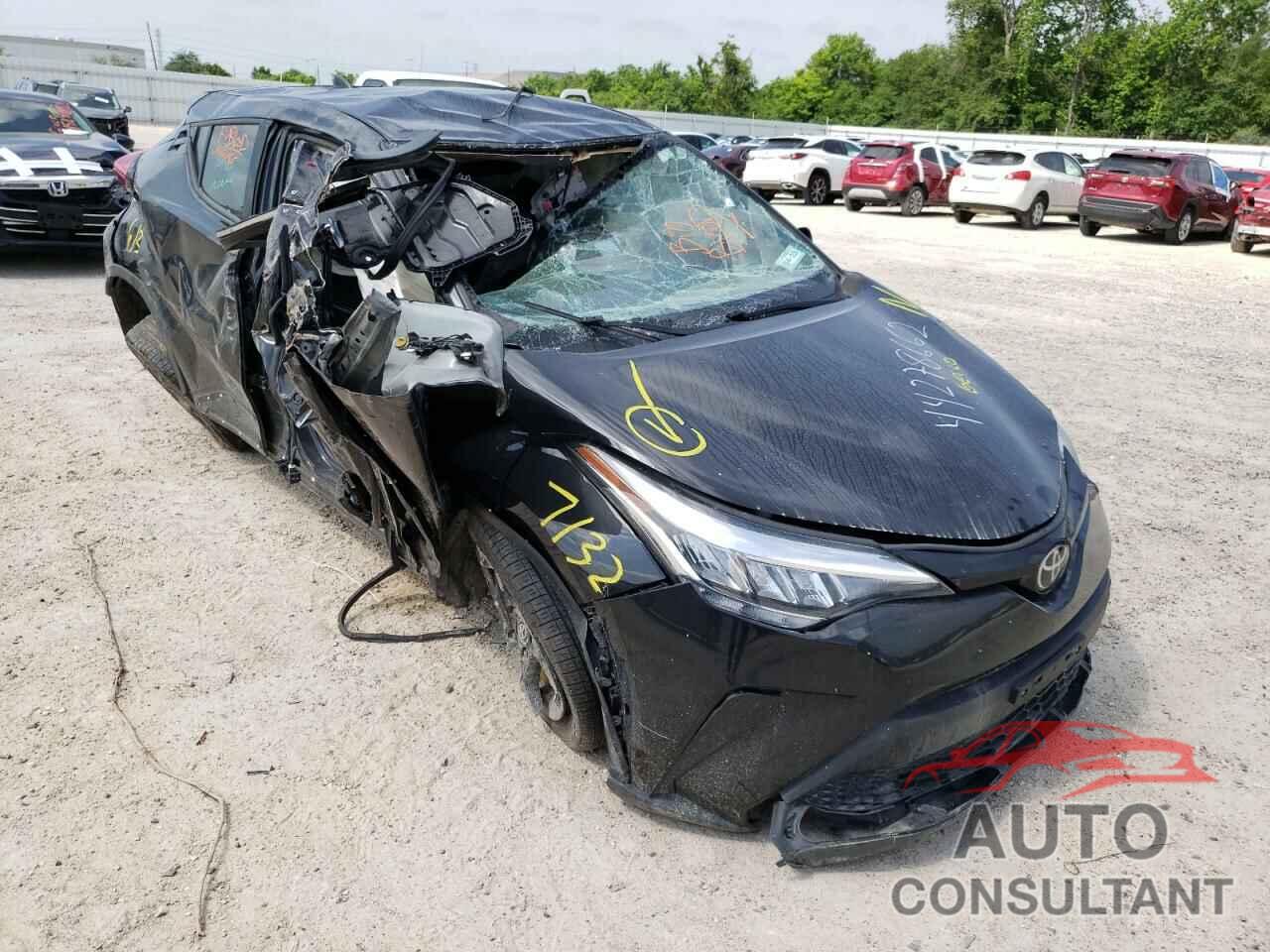 TOYOTA C-HR 2021 - JTNKHMBX5M1114087