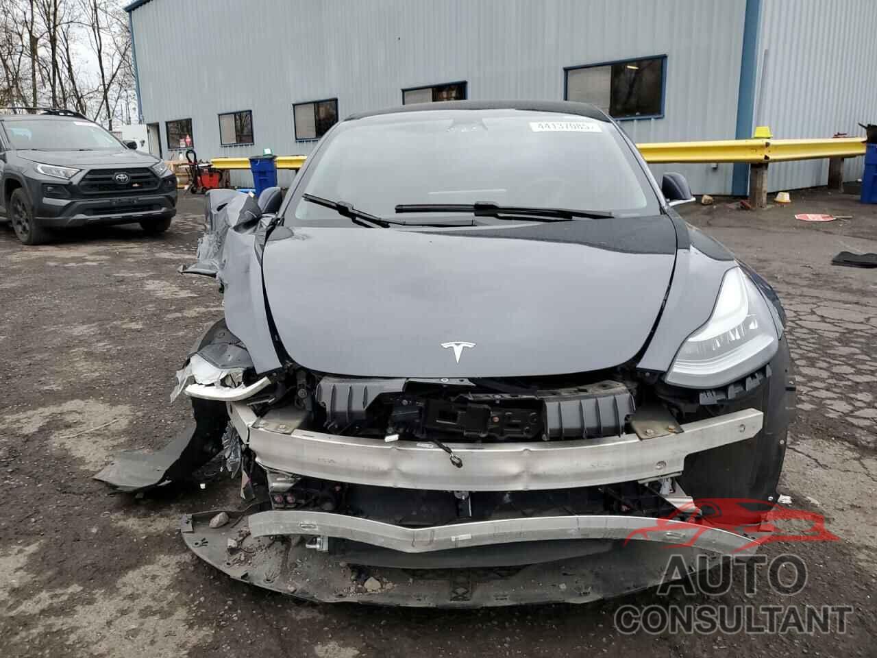 TESLA MODEL 3 2018 - 5YJ3E1EA5JF016266