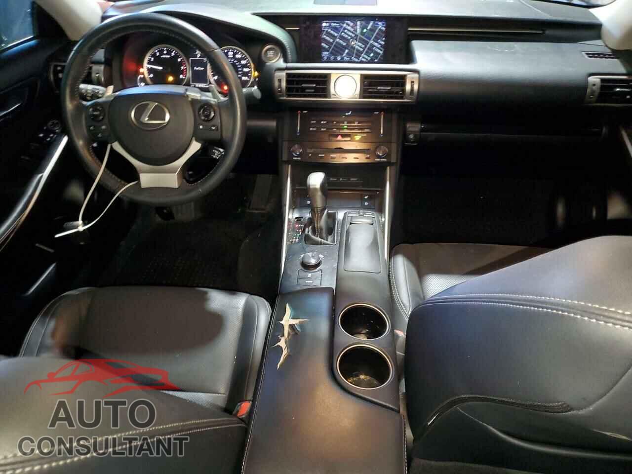 LEXUS IS 2014 - JTHCE1D22E5000963