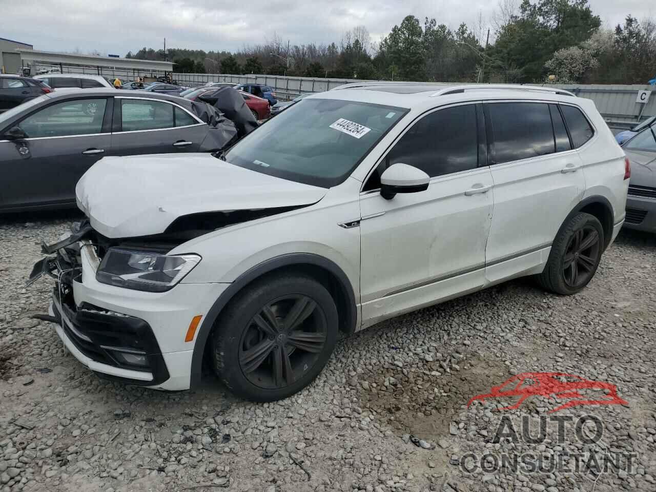 VOLKSWAGEN TIGUAN 2018 - 3VV3B7AX6JM152599