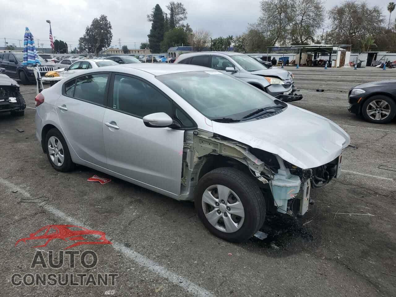 KIA FORTE 2017 - 3KPFK4A74HE017796