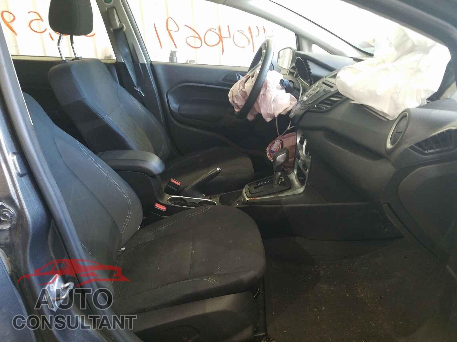 FORD FIESTA 2019 - 3FADP4EJ7KM116243