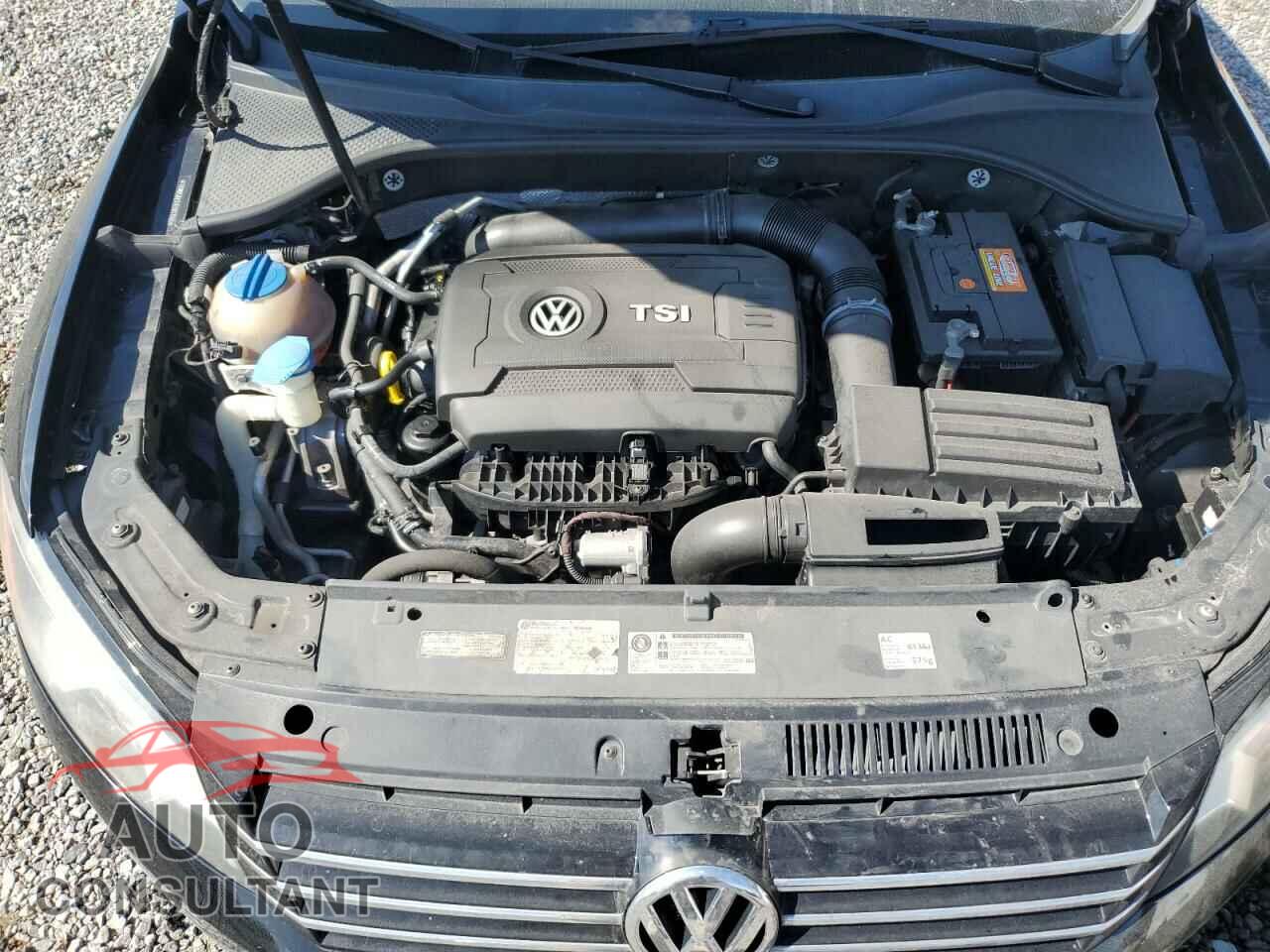 VOLKSWAGEN PASSAT 2014 - 1VWBS7A31EC051563