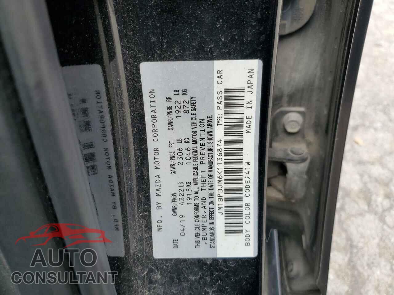 MAZDA 3 2019 - JM1BPBJM6K1136874