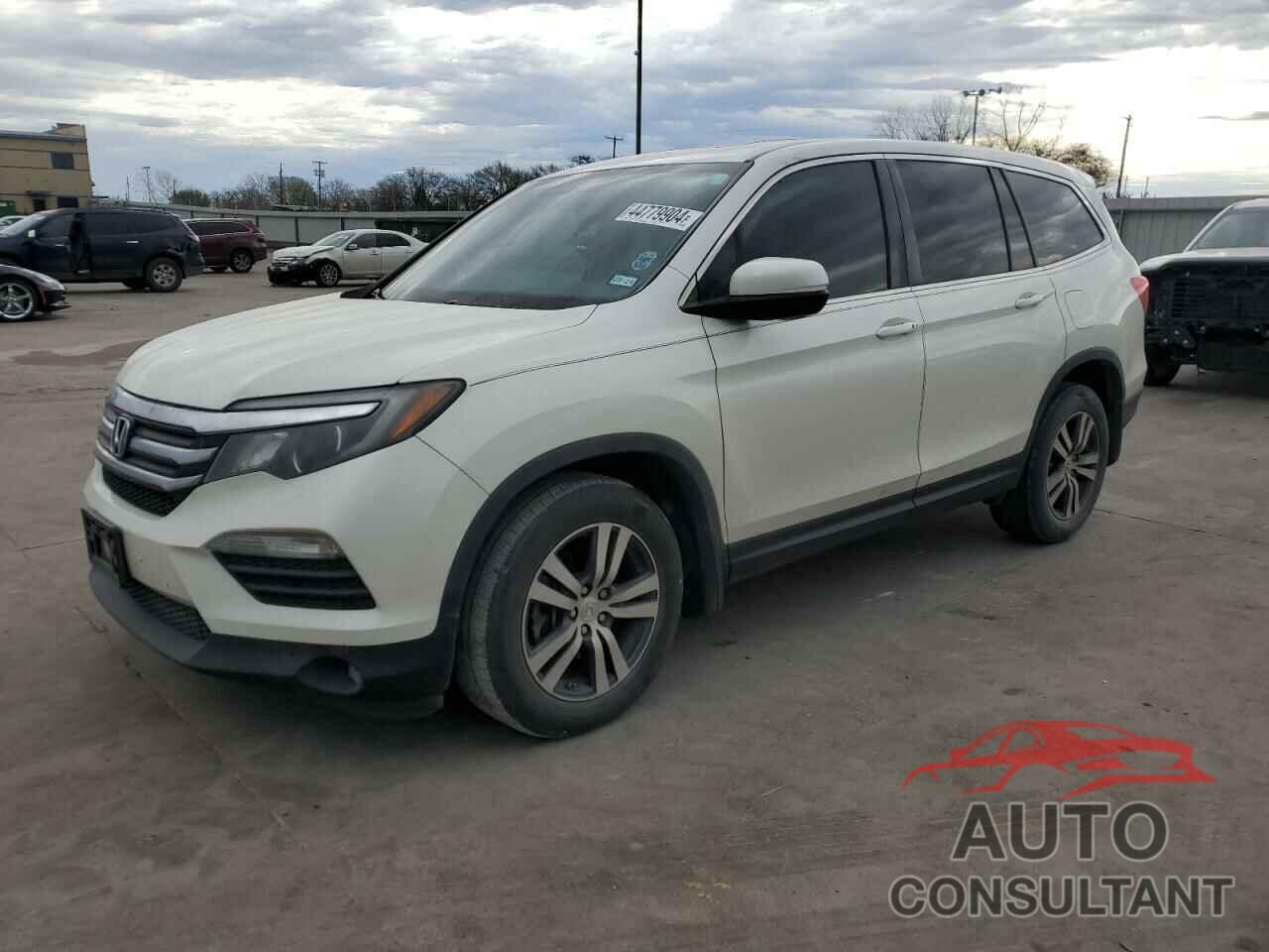 HONDA PILOT 2017 - 5FNYF5H58HB025661