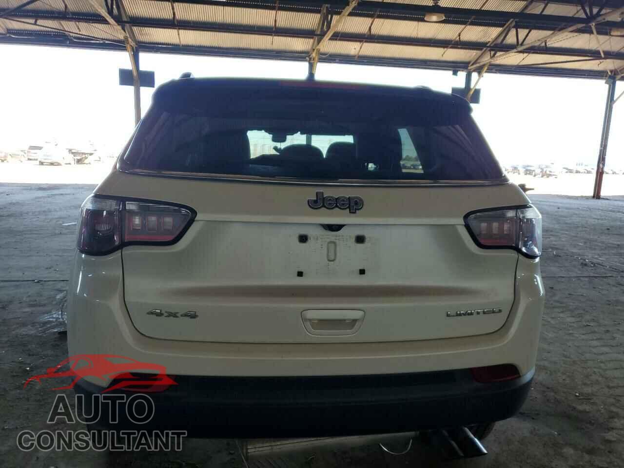 JEEP COMPASS 2018 - 3C4NJDCB0JT337621