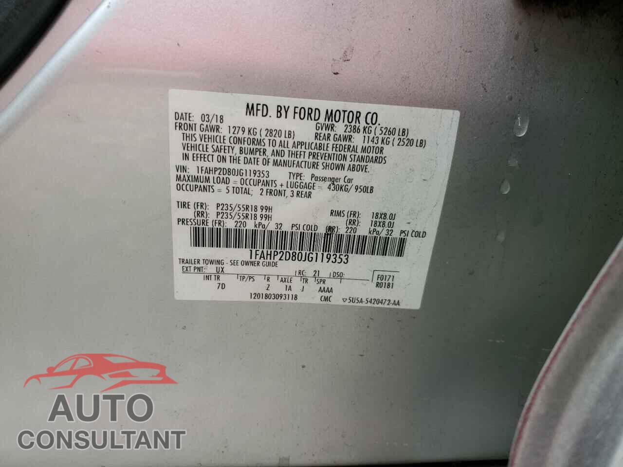FORD TAURUS 2018 - 1FAHP2D80JG119353
