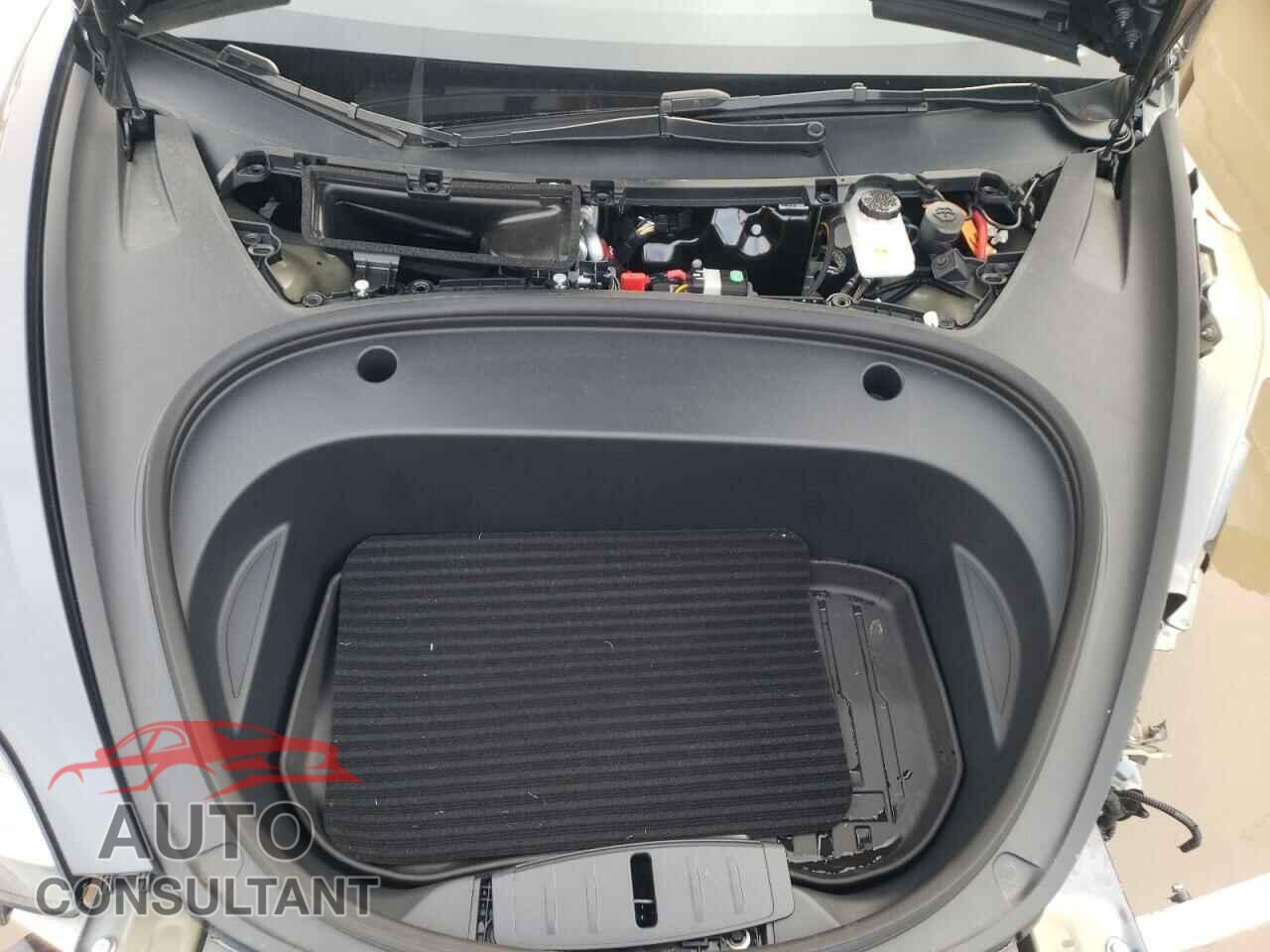 TESLA MODEL 3 2023 - 5YJ3E1EA0PF692391