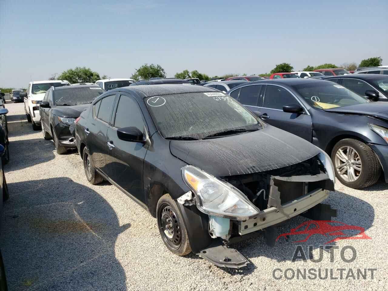 NISSAN VERSA 2019 - 3N1CN7AP2KL845881