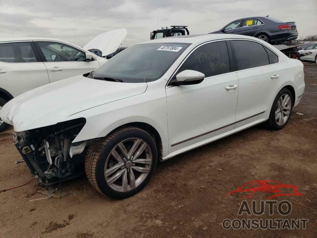 VOLKSWAGEN PASSAT 2017 - 1VWGT7A33HC023979