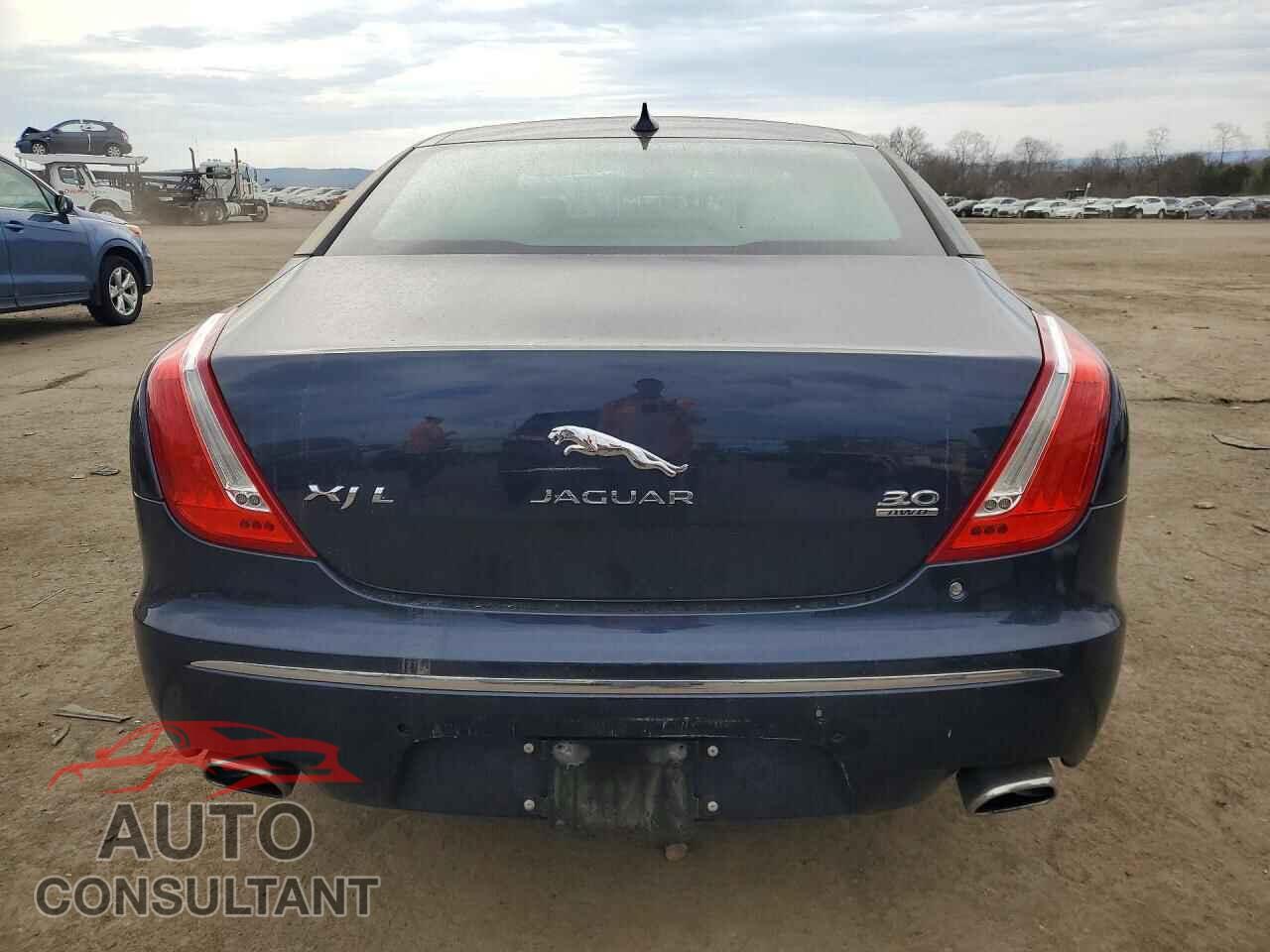 JAGUAR XJ 2014 - SAJWJ2GDXE8V71470