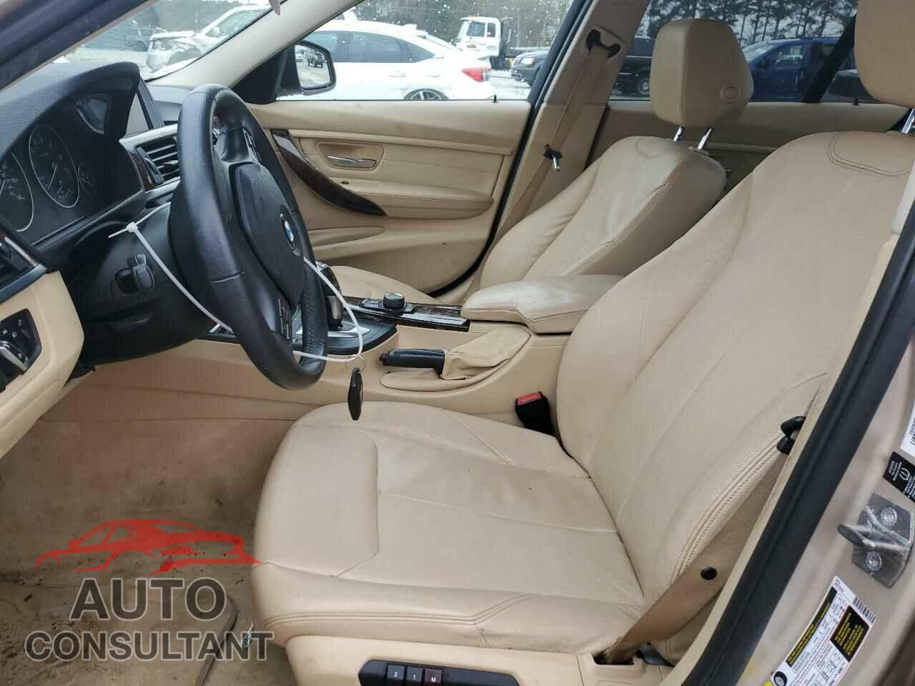 BMW 3 SERIES 2013 - WBA3A5C58DF355822