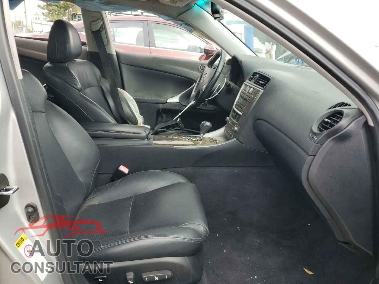 LEXUS IS 2009 - JTHBK262195089177