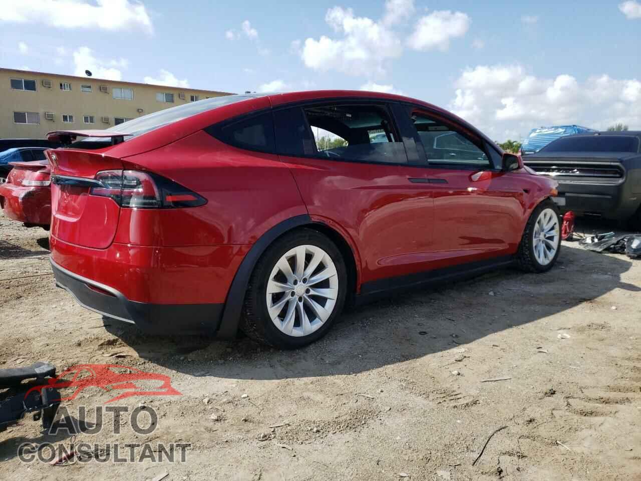 TESLA MODEL X 2023 - 7SAXCBE5XPF367136