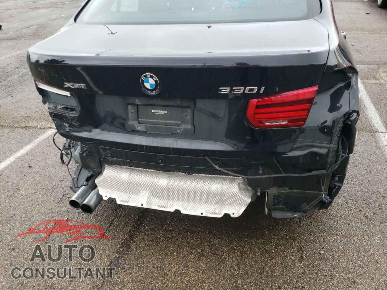 BMW 3 SERIES 2017 - WBA8D9C38HA004429