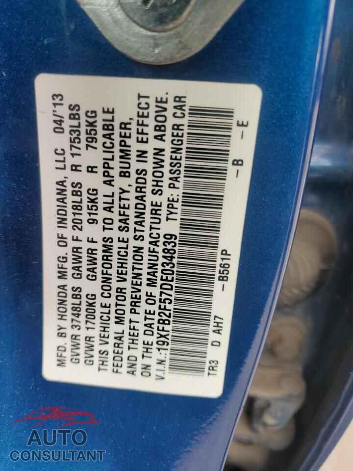HONDA CIVIC 2013 - 19XFB2F57DE034839