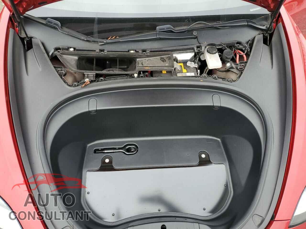 TESLA MODEL 3 2018 - 5YJ3E1EA5JF031673