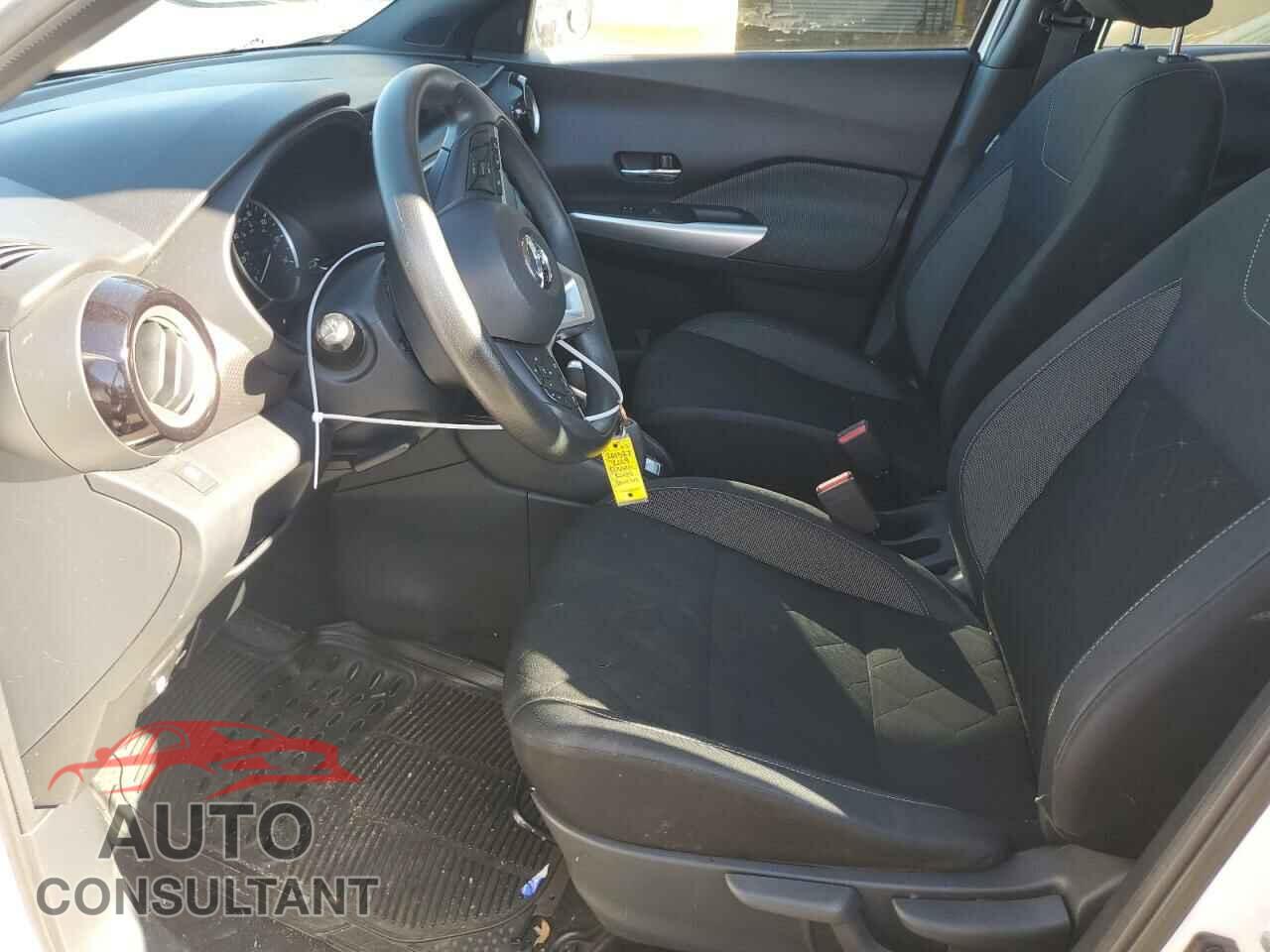 NISSAN KICKS 2019 - 3N1CP5CU2KL521105