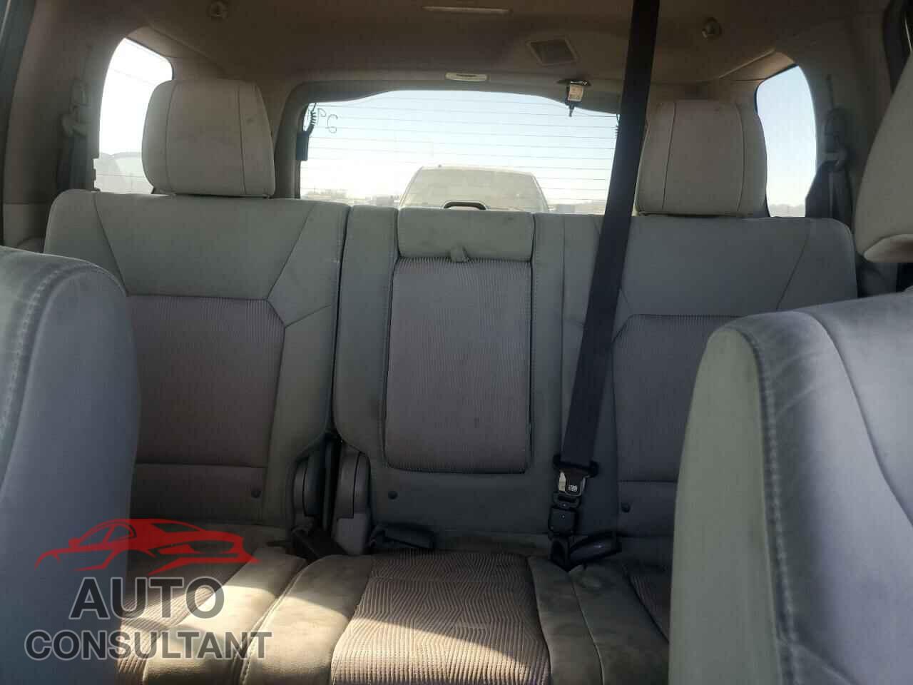 HONDA PILOT 2013 - 5FNYF4H48DB011920