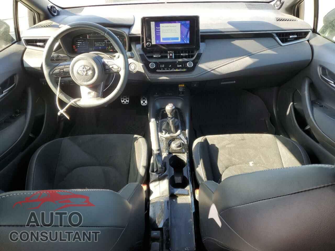 TOYOTA GR COROLLA 2024 - JTNABAAE7RA010140