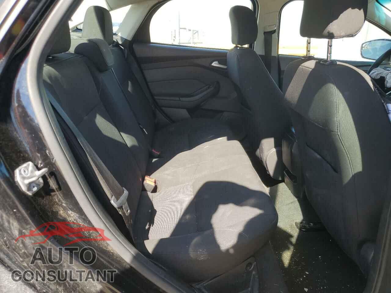 FORD FOCUS 2016 - 1FADP3F25GL377896