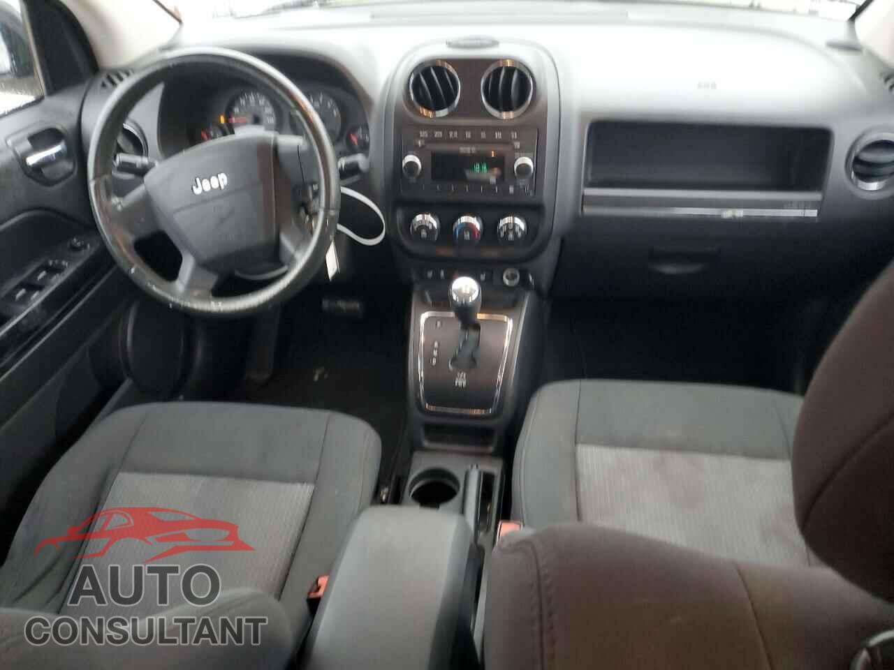 JEEP COMPASS 2010 - 1J4NT1FA5AD676600
