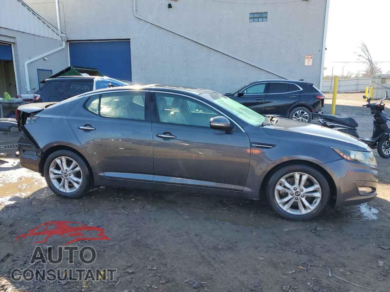 KIA OPTIMA 2011 - KNAGN4A69B5131778