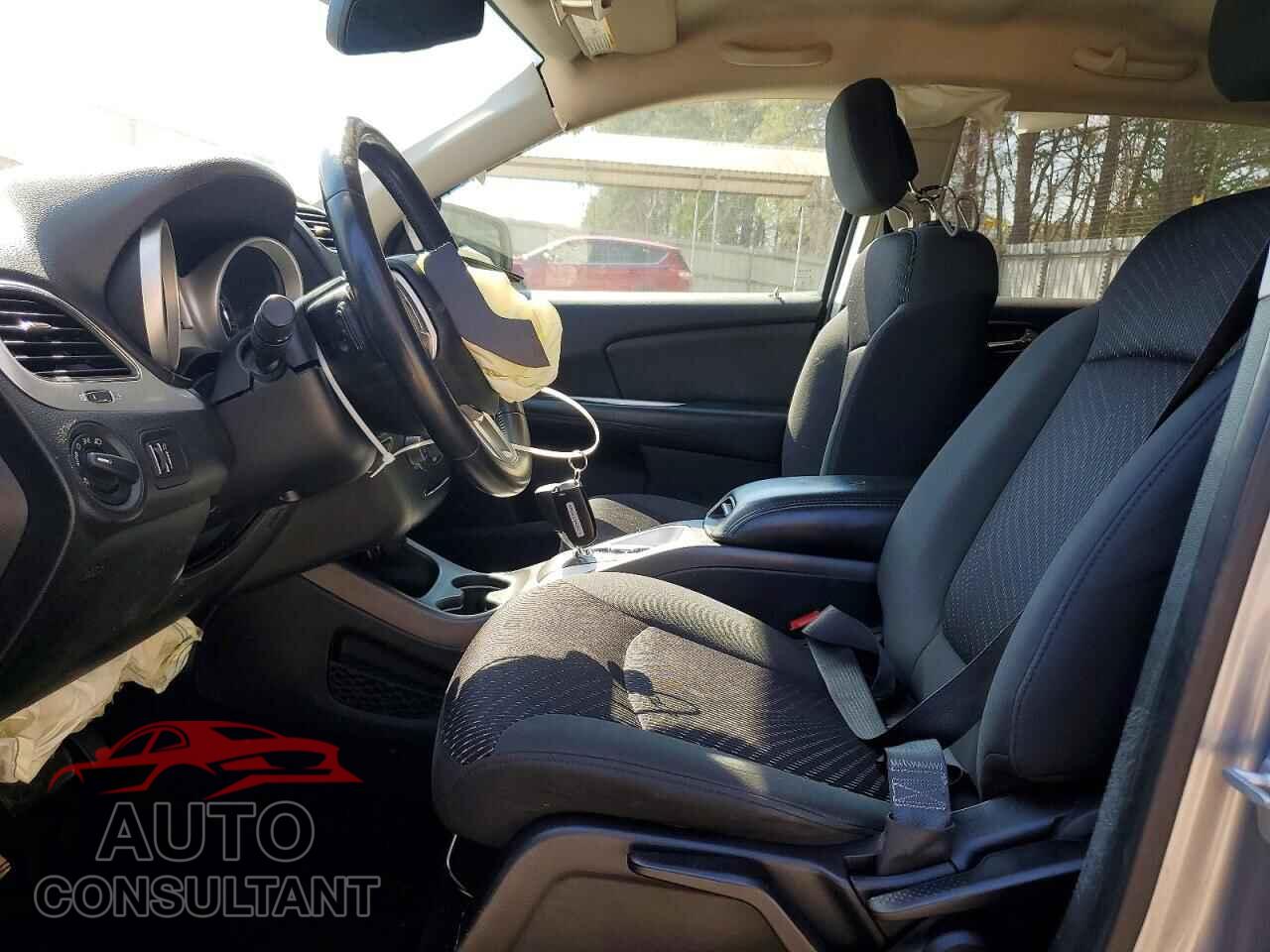 DODGE JOURNEY 2018 - 3C4PDCAB1JT518532