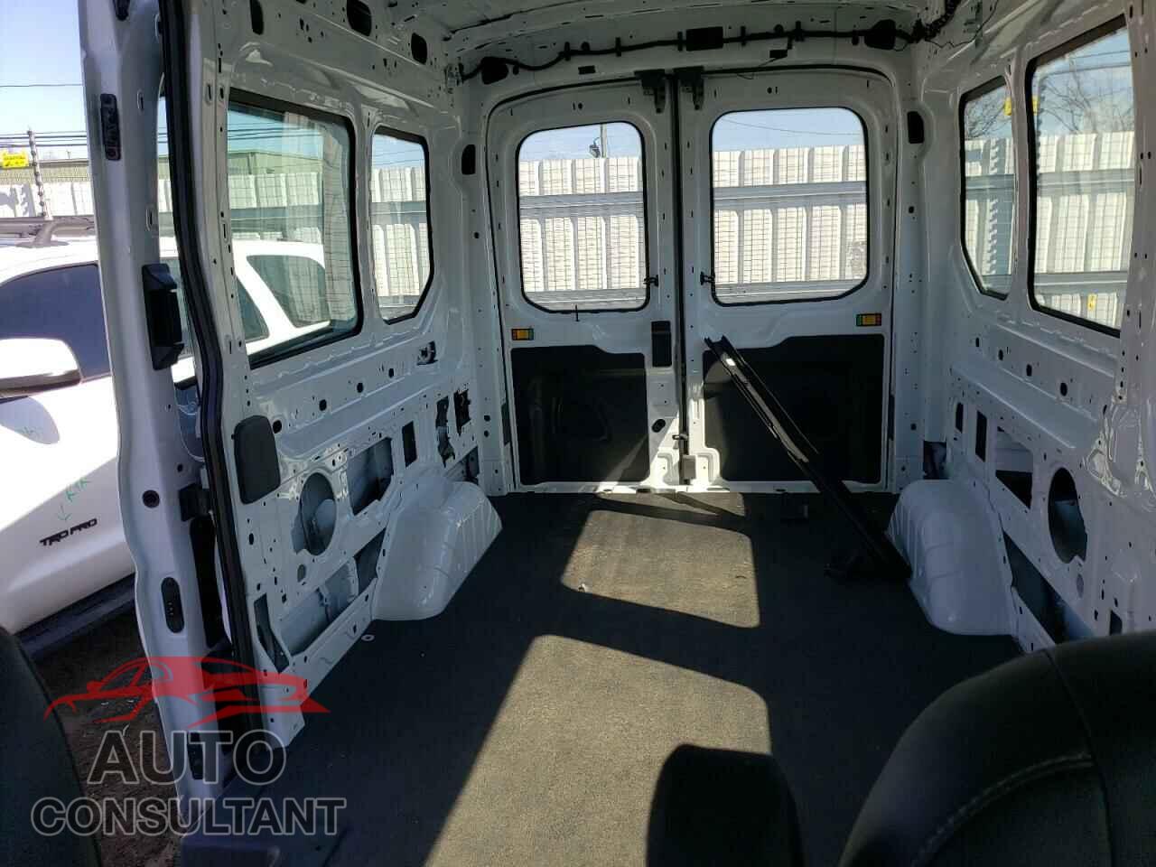FORD TRANSIT 2023 - 1FTBW9CKXPKA25138