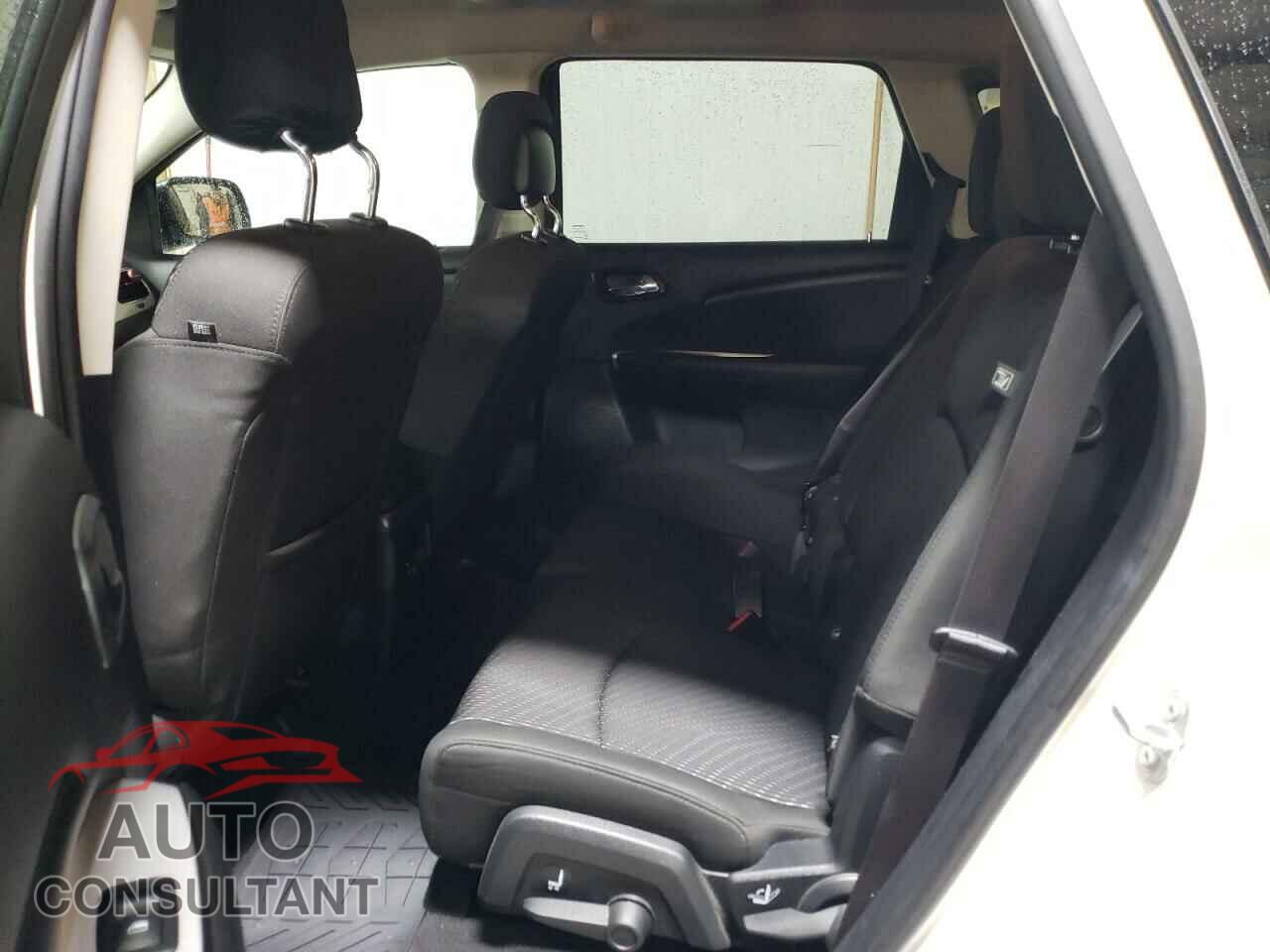 DODGE JOURNEY 2017 - 3C4PDCAB1HT708325