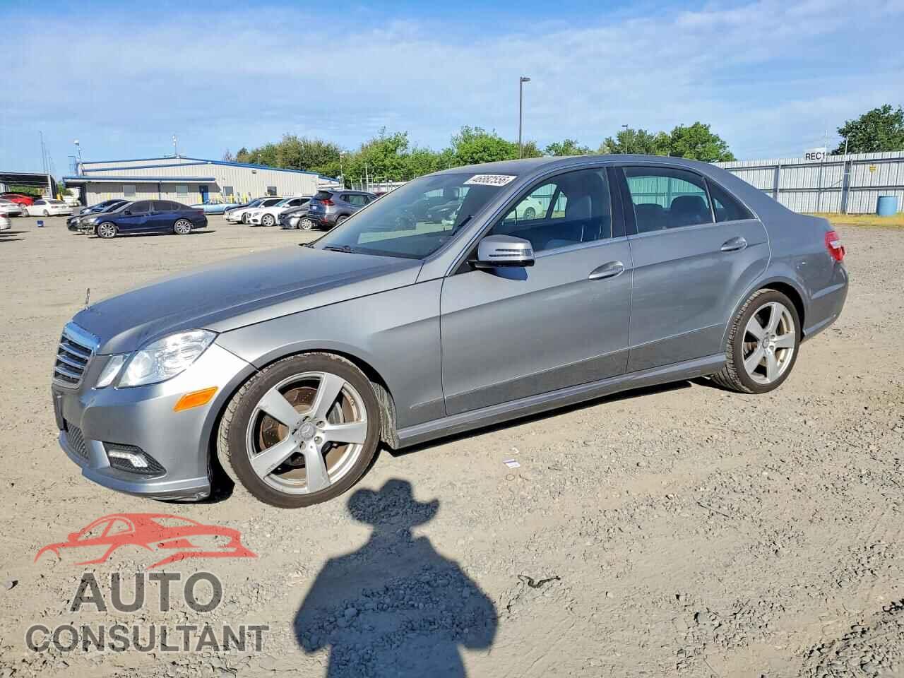 MERCEDES-BENZ E-CLASS 2011 - WDDHF5GB9BA367360