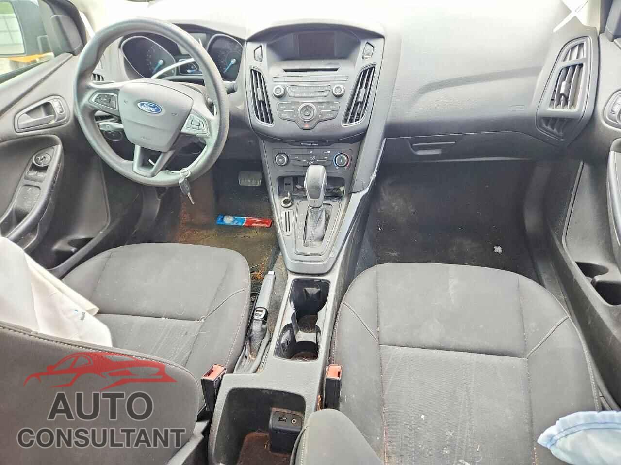 FORD FOCUS 2016 - 1FADP3E29GL301325