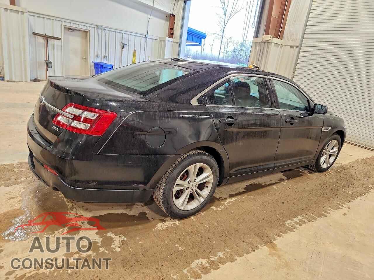 FORD TAURUS 2013 - 1FAHP2E84DG138524