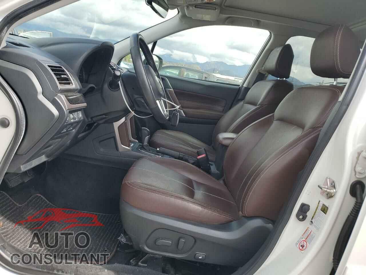 SUBARU FORESTER 2017 - JF2SJAWC9HH577170