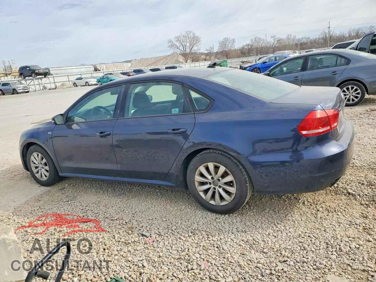 VOLKSWAGEN PASSAT 2015 - 1VWAT7A36FC020397