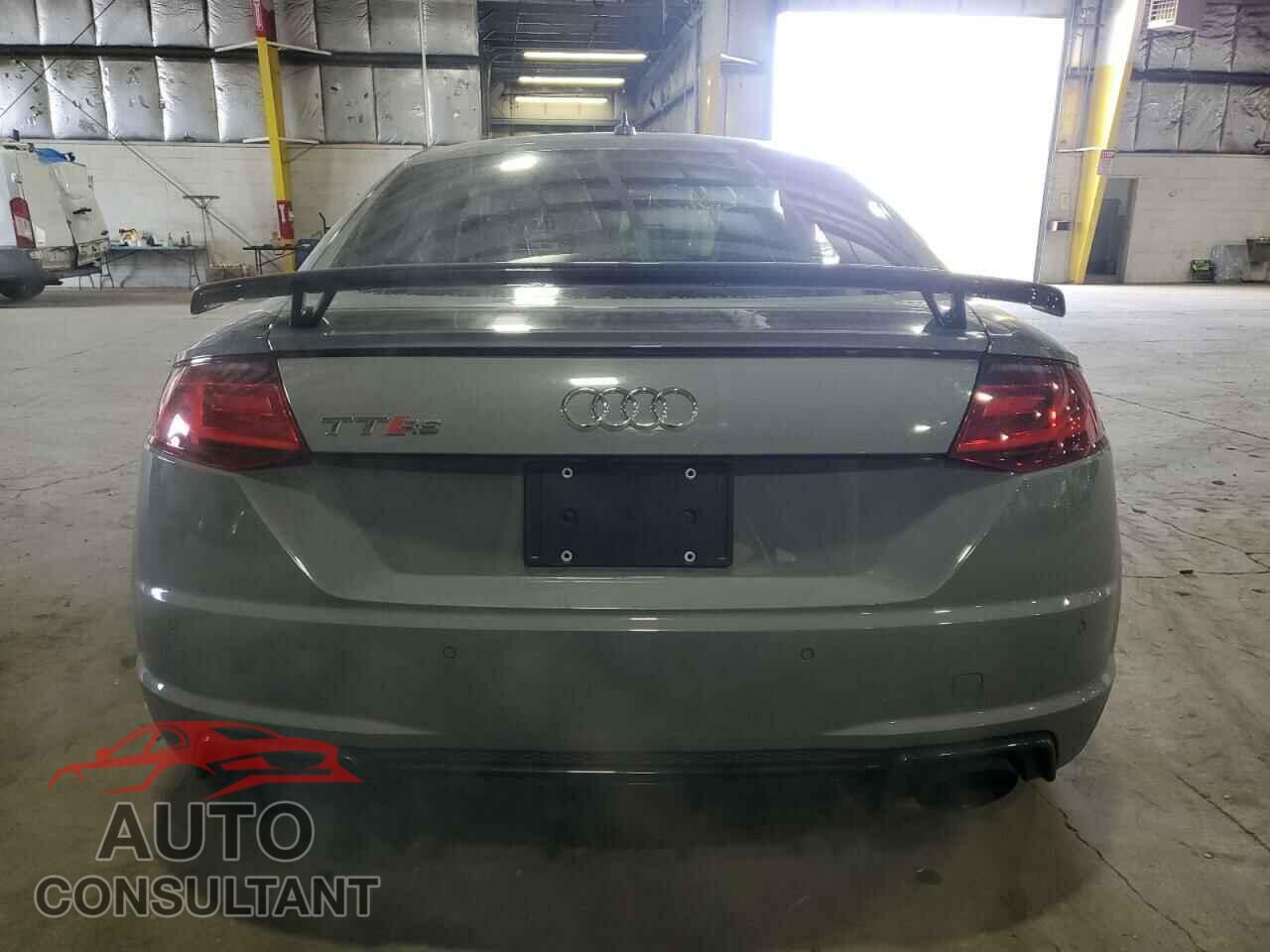 AUDI TT 2018 - WUACSAFV4J1902052