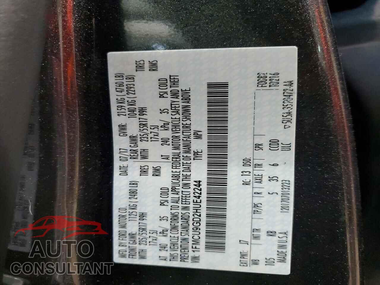 FORD ESCAPE 2017 - 1FMCU9GD2HUE42244