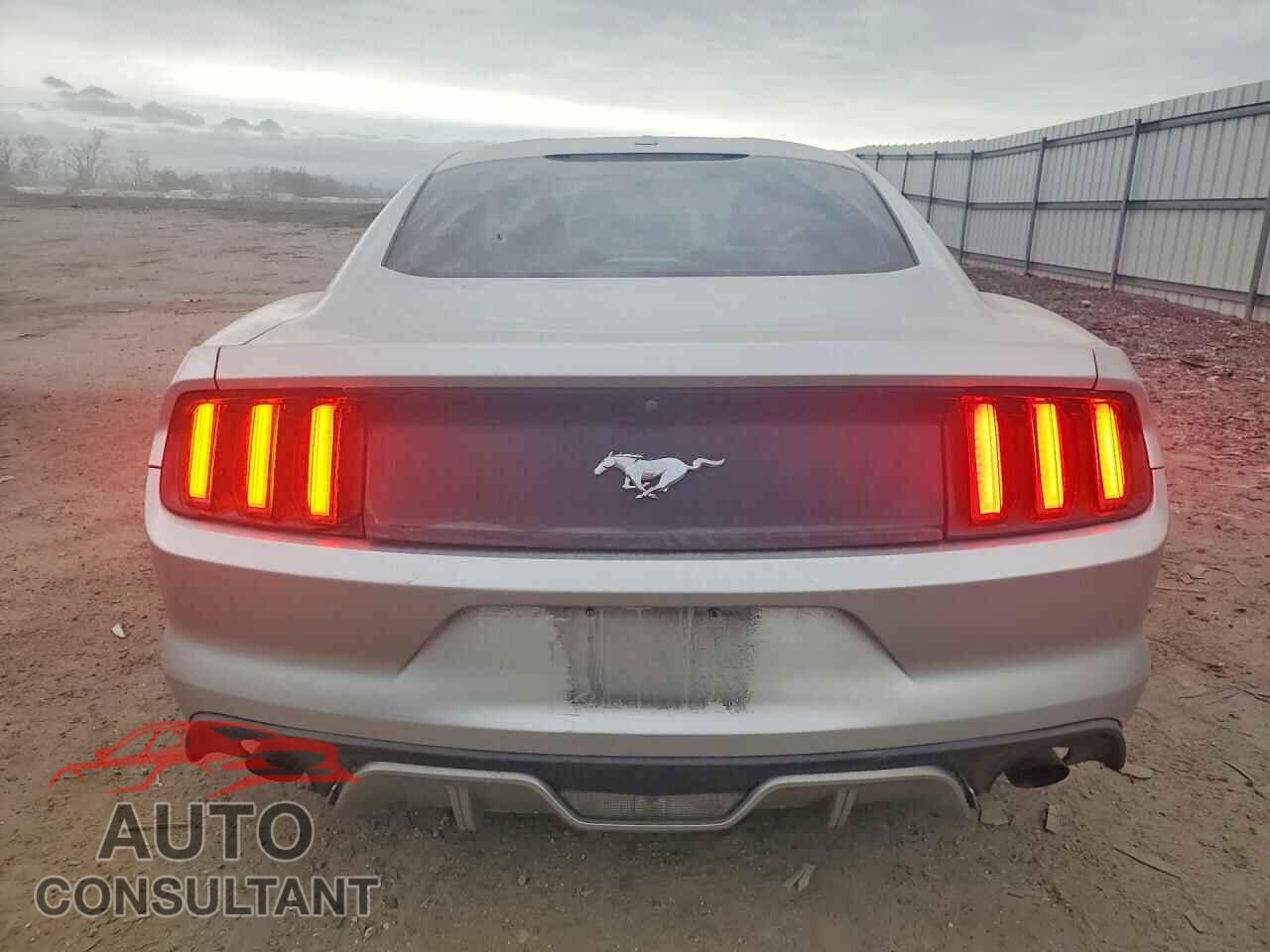 FORD MUSTANG 2016 - 1FA6P8TH8G5264995