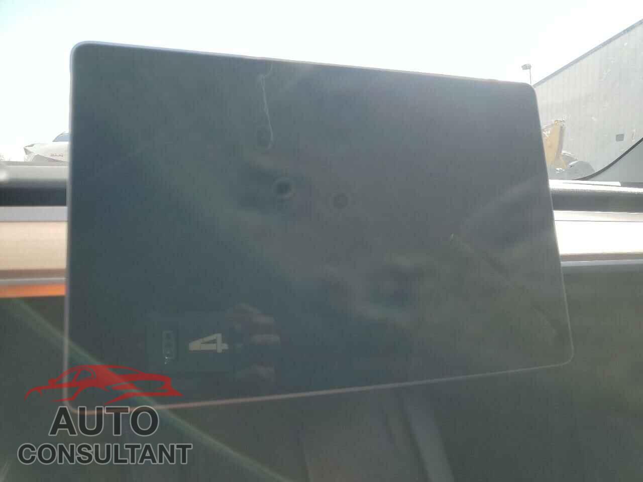 TESLA MODEL 3 2023 - 5YJ3E1EA7PF434062