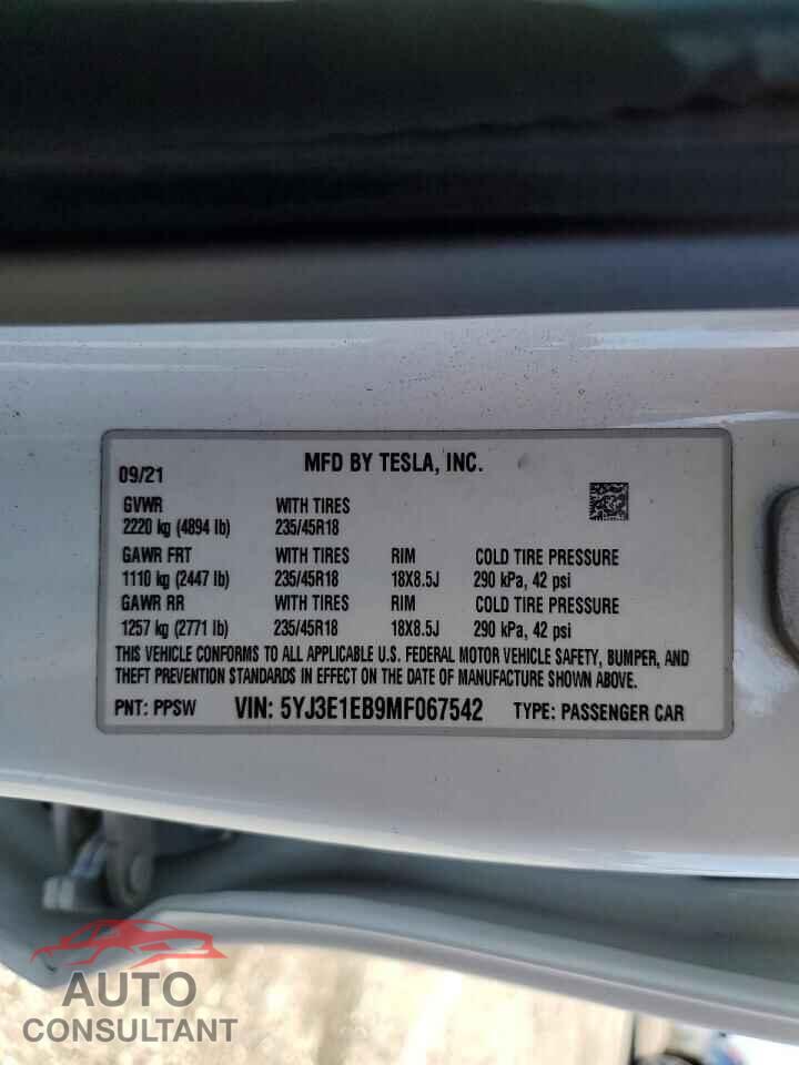 TESLA MODEL 3 2021 - 5YJ3E1EB9MF067542